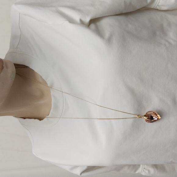 Danbury Mint Heart Cut Glass Pendant Necklace and Heart Shaped Earrings - Picture 6 of 10